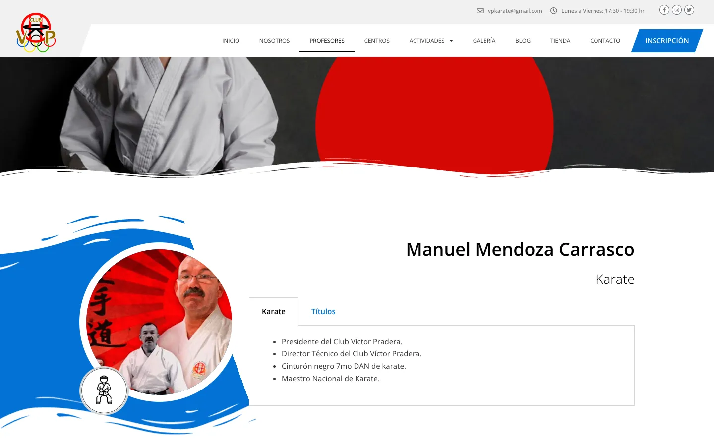 Ficha de un profesor con su formación.